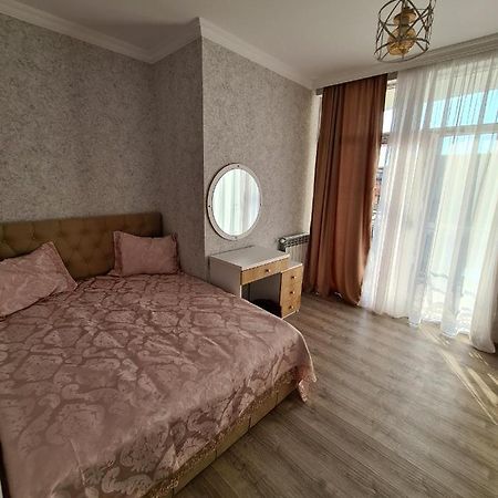 Batumi Apartment Bagian luar foto